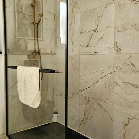 Maison Flora * Labarthe-sur-Leze