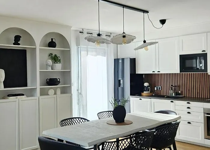 Maison Flora Дом отдыха Labarthe-sur-Leze